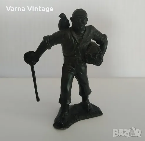 Войници. Пират с папагал и сандък (ДЗИ) СССР.