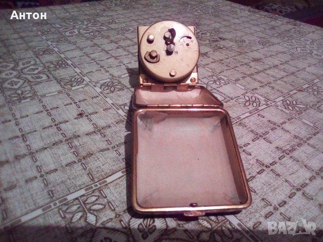 Часовник, снимка 4 - Антикварни и старинни предмети - 27182127