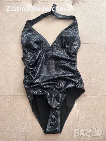 Чисто нов цял бански