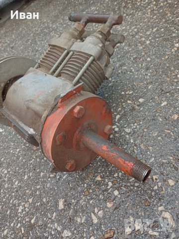 Продавам Въздушен двубутален компресор и монофазен ел. двигател, снимка 4 - Компресори - 43143440