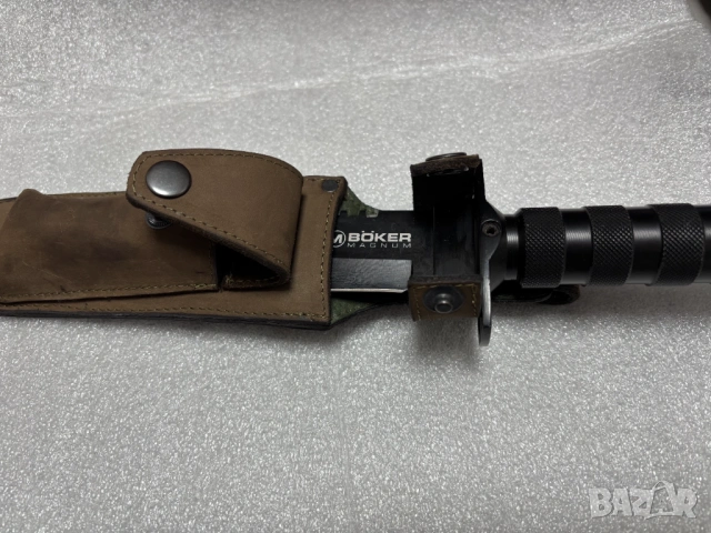 Голям Тактически нож Boker Magnum Survivalist с Кания/естествена кожа/, снимка 10 - Ножове - 53463637