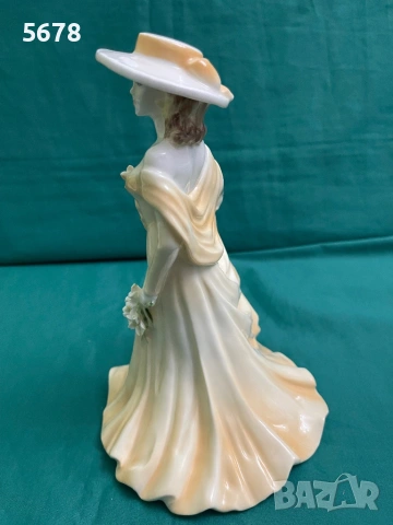 Порцеланова фигурка Coalport, снимка 4 - Колекции - 53540224
