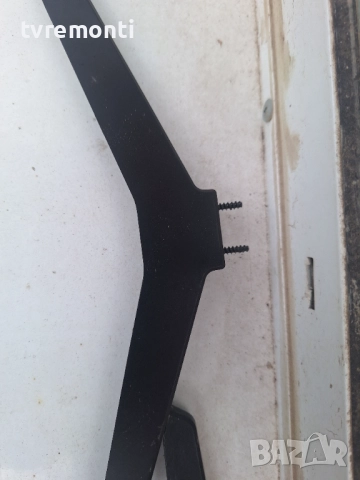 оригинална стойка крачета телевизор TCL Модел 75V6B, снимка 2 - Стойки, 3D очила, аксесоари - 52793951