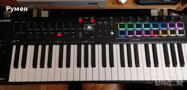 Продавам Maudio oxygene pro 49