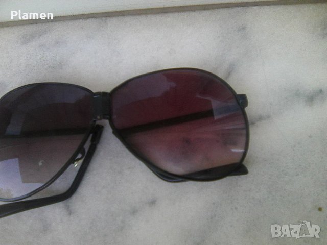 Противослънчеви сгъваеми очила в калъф бъбрек, снимка 3 - Други ценни предмети - 33554983