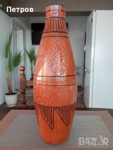 Продавам голяма, красива и стилна  ваза--керамика(глина).Ръчна изработка., снимка 1 - Други ценни предмети - 39245363