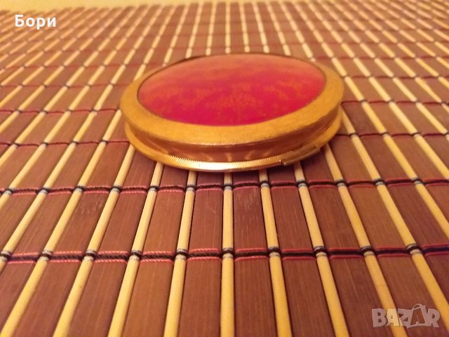 Стара метална пудриера с огледало, снимка 3 - Други ценни предмети - 27551009