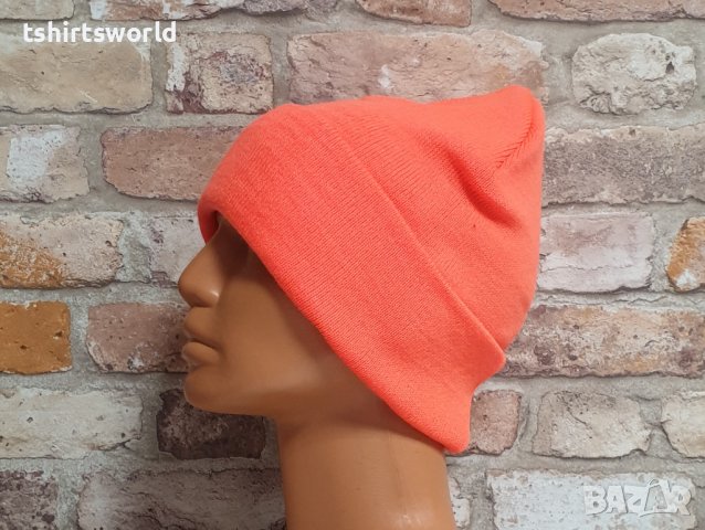 Нова зимна дамска/детска шапка в оранжев цвят, снимка 6 - Шапки - 43375920