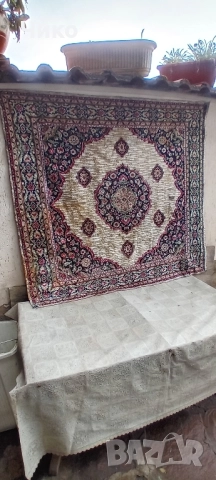 Стар плюшен ковьор за стена, снимка 10 - Антикварни и старинни предмети - 51522120
