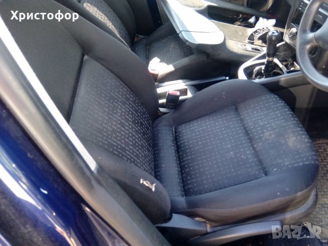 Голф 4 1,4 75 коня само на части, снимка 8 - Автомобили и джипове - 33508739