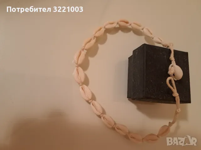 Дамско колие с мидички