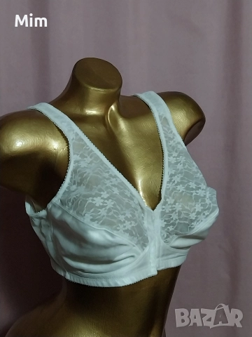 85 С Бял дантелен сутиен/бюстие /без банели, снимка 3 - Бельо - 52917119