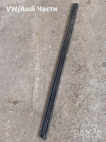 Лайстна лайсна предна дясна врата за Ауди А3 Audi A3 8L 2/3 врати 8L3853959A, снимка 2 - Части - 50368699