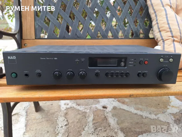 Усилвател NAD 701