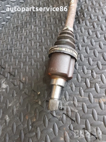 Полуоска предна лява за Peugeot 1007 1.6 (2005-2010) Полуавтоматик 60000 мили, снимка 2 - Части - 53534367