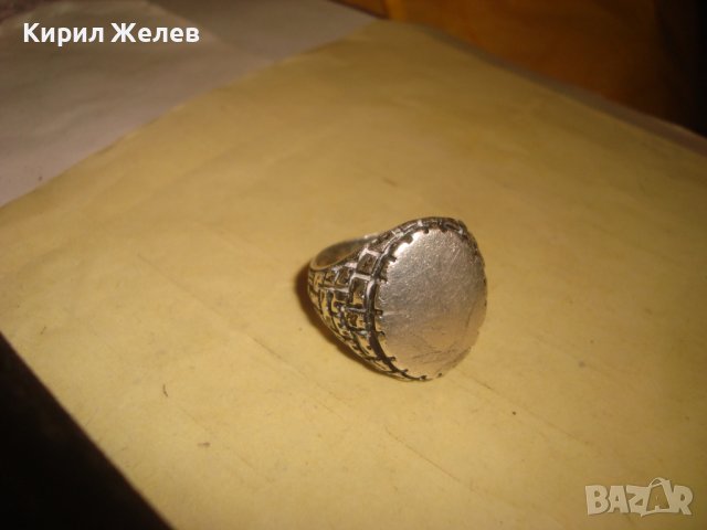 МАЙСТОРСКИ МАСИВЕН РЕТРО СРЕБЪРЕН АРТ ДЕКО ПРЪСТЕН ЛАКИРАНО СРЕБРО 925 СТИЛНО ОРНАМЕНТИРАН 28744, снимка 16 - Пръстени - 37300680