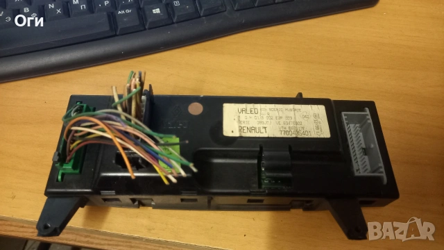 Панел климатик за Рено Меган Сценик 770043501, снимка 2 - Части - 53047174