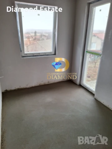 Триетажна къща в село Татарево общ. Първомай, снимка 8 - Къщи - 50779252