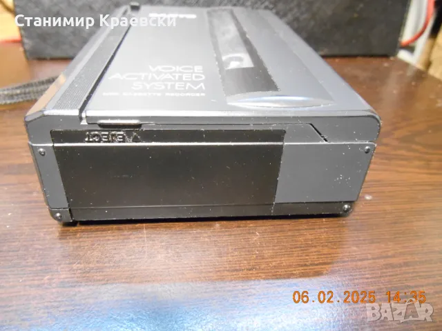 Sanyo M1115 Walkman voice recorder - vintage 89, снимка 7 - Радиокасетофони, транзистори - 49191032