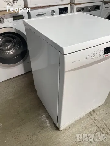 Bosch свободно стояща съдомиялна 60 см, снимка 3 - Съдомиялни - 48489552