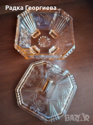 Стъклена бонбониера от 50-те, снимка 3 - Антикварни и старинни предмети - 51400717
