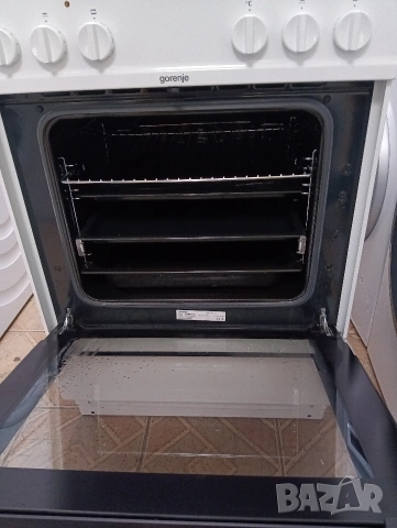 Свободно стояща печка с керамичен плот Gorenje с две години гаранция!, снимка 5 - Печки, фурни - 53064878