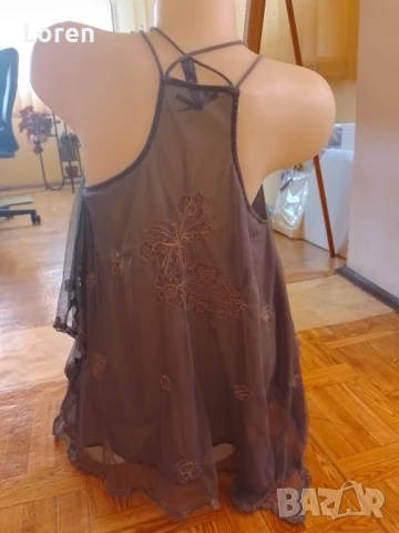 🌸💄Next💄🌸Сив ефирен асиметричен много интересен потник с дантела и тюл на цветя, снимка 11 - Потници - 50556222