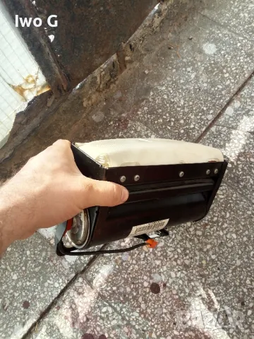 Пасажерски airbag за Фолксваген Пасат Б5, снимка 3 - Части - 48363115