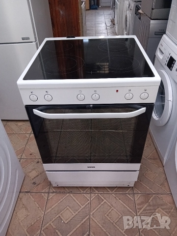 Свободно стояща печка с керамичен плот VOSS с две години гаранция!