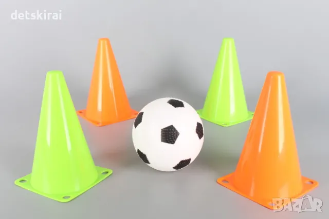 Kомплект 4бр конуси и топка, снимка 1