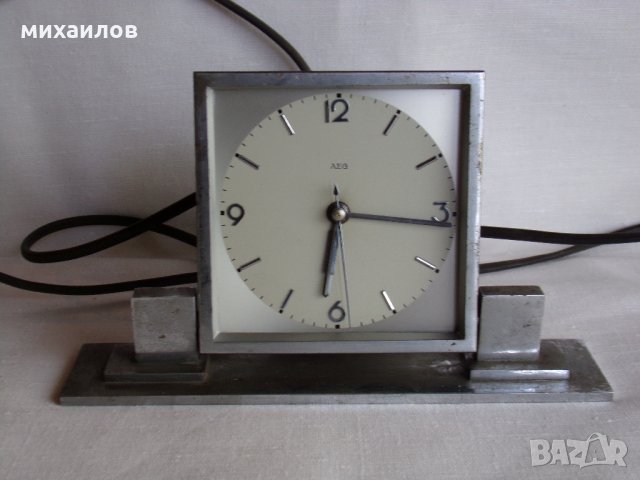 АЕG 1935- 1945г радио електрически часовник , снимка 3 - Антикварни и старинни предмети - 26940828