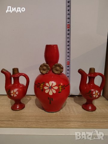 Красиви ретро стомнички.