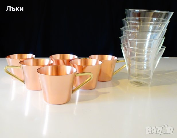 Медни чаши за ракия,плюс стъклена за кафе. 