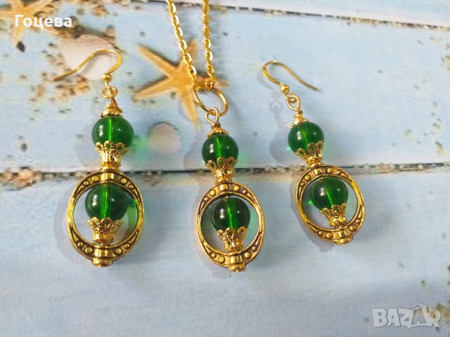 Разкошен комплект бижута в смарагдово зелено и богати орнаменти в цвят старо злато , снимка 3 - Бижутерийни комплекти - 33164456
