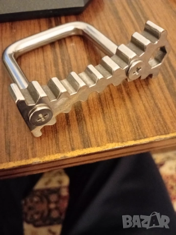 Блокираща зъбчатка