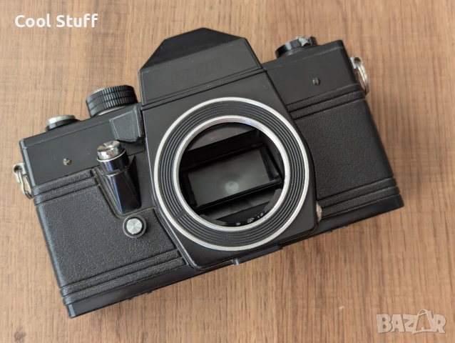 Лентов фотоапарат Revue/Praktica ML