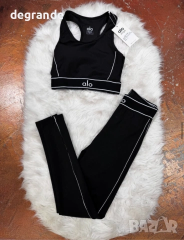Дамски Спортен Сет Alo Yoga 