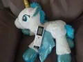 Плюшена играчка еднорог със снежни крила, снимка 3