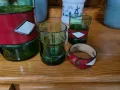 Комплект бутилка и шест чаши от зелено стъкло с естествена кожа , снимка 3
