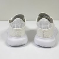 Adidas Swift Run X J, снимка 4 - Маратонки - 43908761