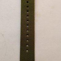 Текстилна каишка НАТО 20 мм, снимка 2 - Каишки за часовници - 36583899