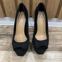 Дамски черни обувки, снимка 2 - Дамски обувки на ток - 43619027