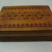 № 6496 стара дървена кутия - табакера  - размер 22,5 / 15 / 7,5 см , снимка 1 - Други ценни предмети - 37894204