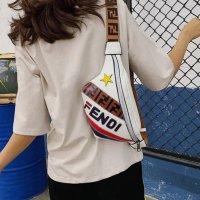 Луксозна кожена чанта/чантичка за кръст/талия и през рамо Fendi Фенди, снимка 9 - Чанти - 26733880