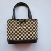 Louis Vuitton мини чанта каре кафяво, снимка 3 - Чанти - 27015338