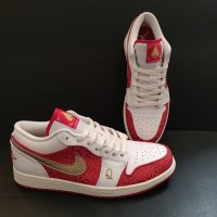 Nike Air Jordan 1 Low Spades SE Найк Обувки Размер 42 , снимка 10 - Маратонки - 37022188