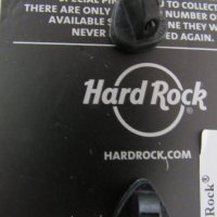 Оригинална метална значка Hard Rock Cafe Прага,чехия, снимка 6 - Други ценни предмети - 27598446