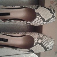 Елегантни обувки-змийски принт, снимка 4 - Дамски елегантни обувки - 32728841