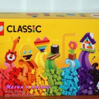 Продавам лего LEGO Classic 11030 - Много тухлички, снимка 1 - Образователни игри - 43173227