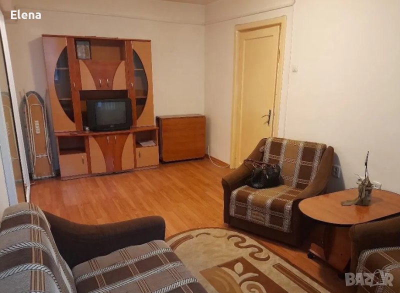 Двустаен апартамент в Гагарин, снимка 1